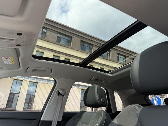 Audi Q3 2021, фото 16