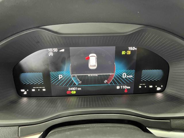 Skoda Karoq 2022, фото 10