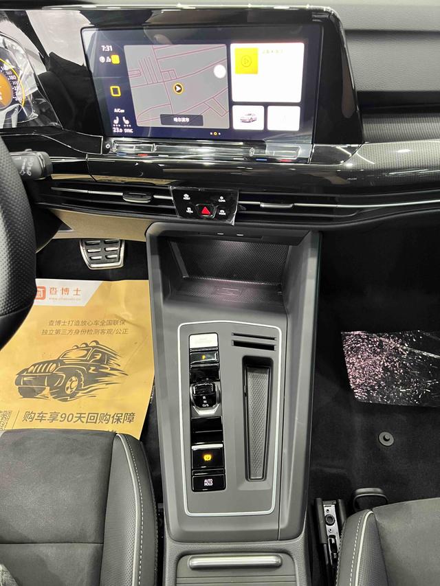 Volkswagen Golf 2023, фото 14