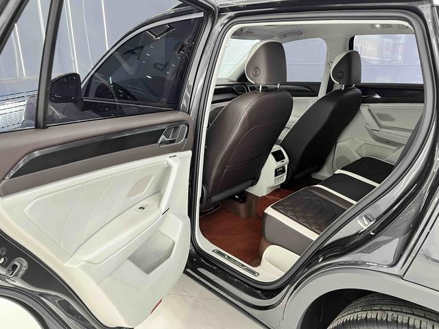 Volkswagen Tayron 2023, фото 14