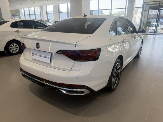 Volkswagen Jetta 2023, фото 5