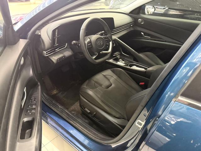 Hyundai Elantra 2021, фото 5