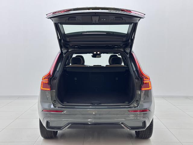 Volvo XC60 2026, фото 15