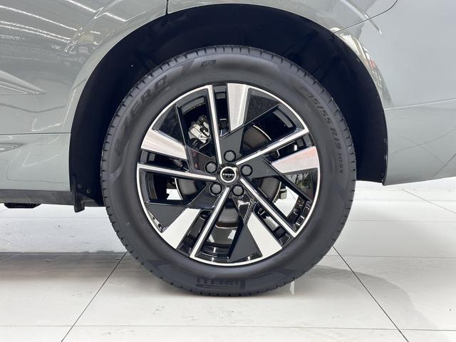 Volvo XC60 2026, фото 16