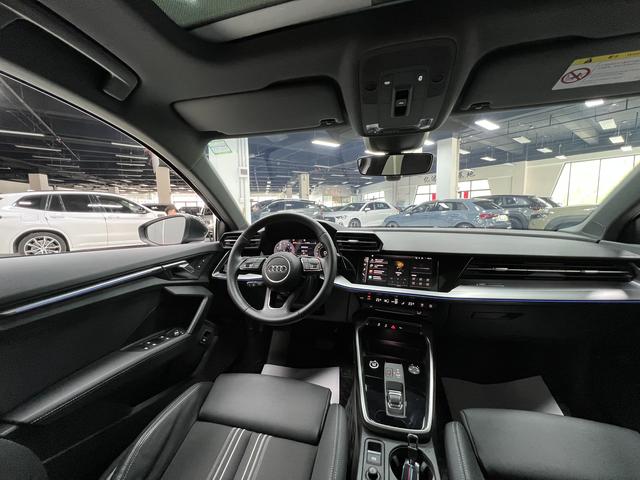 Audi A3 2021, фото 16