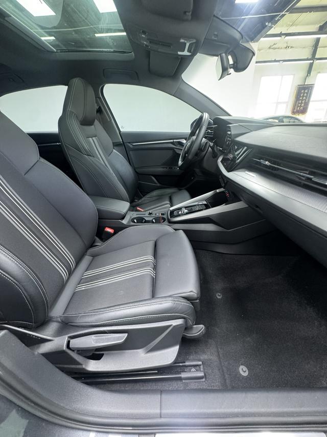 Audi A3 2022, фото 17