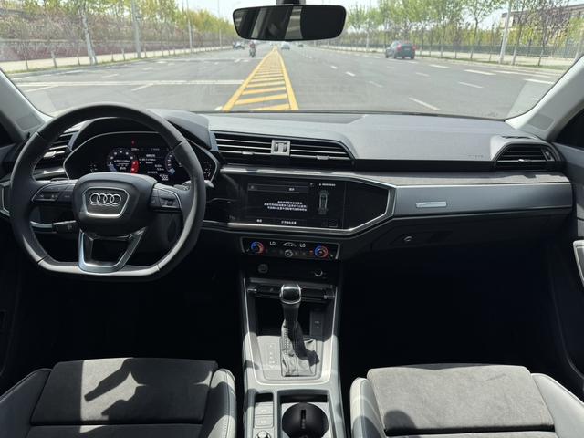 Audi Q3 2022, фото 13
