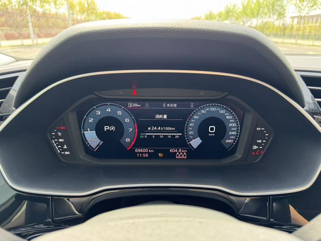 Audi Q3 2021, фото 16