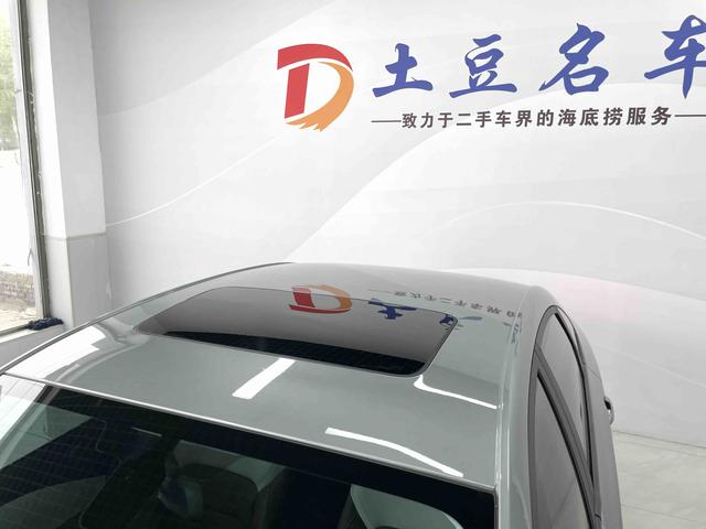Chevrolet Onix 2023, фото 14