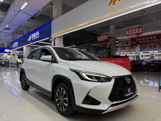 Toyota Yaris 2022, фото 2