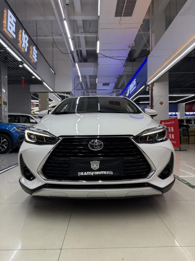 Toyota Yaris 2022, фото 3