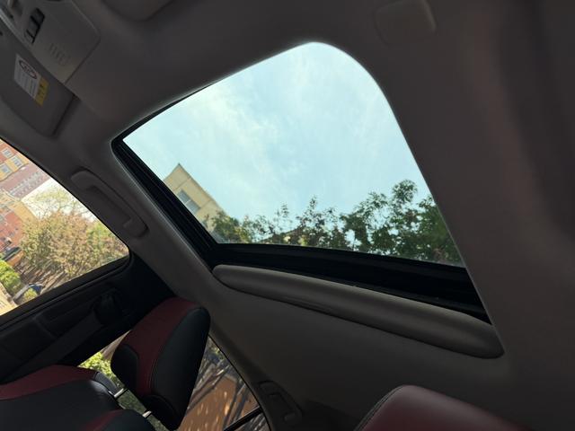 Toyota Corolla 2021, фото 17