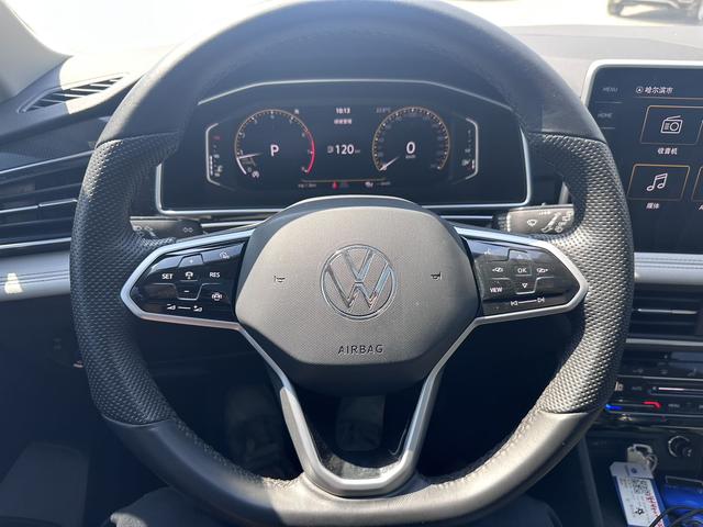 Volkswagen Tiguan 2023, фото 15