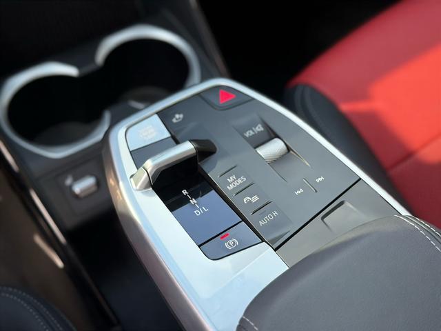 BMW X1 2023, фото 17