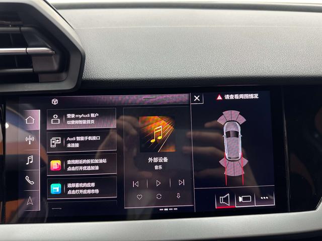Audi A3 2021, фото 14