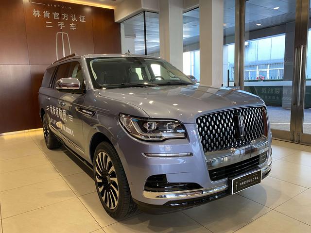 Lincoln Navigator 2022, фото 2