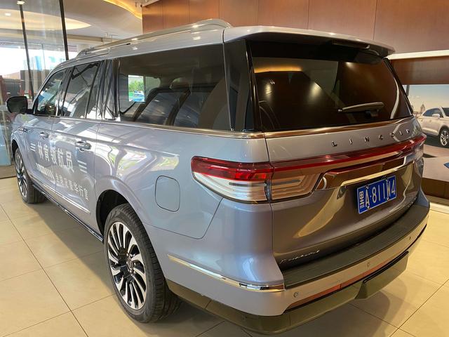 Lincoln Navigator 2022, фото 4