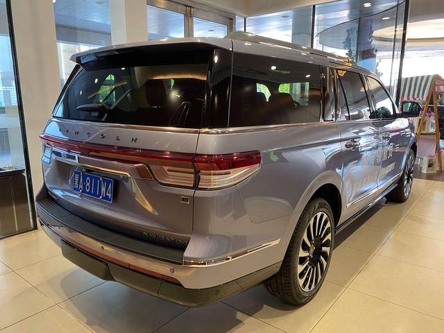 Lincoln Navigator 2022, фото 5