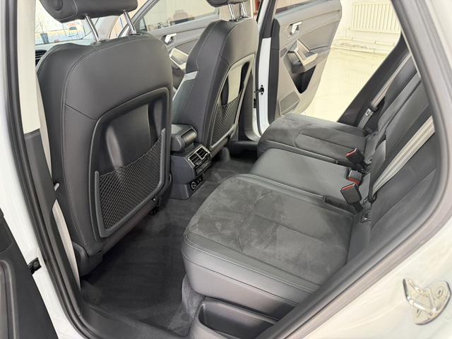 Audi Q3 2023, фото 16