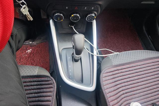 Chevrolet Cruz 2021, фото 16