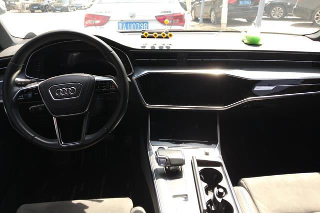 Audi A6L 2023, фото 14