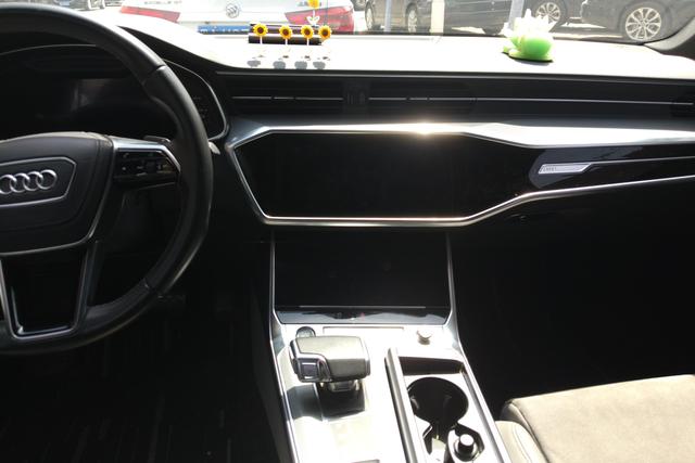 Audi A6L 2023, фото 15