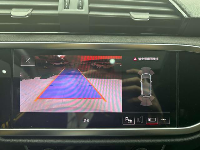 Audi Q3 2022, фото 14
