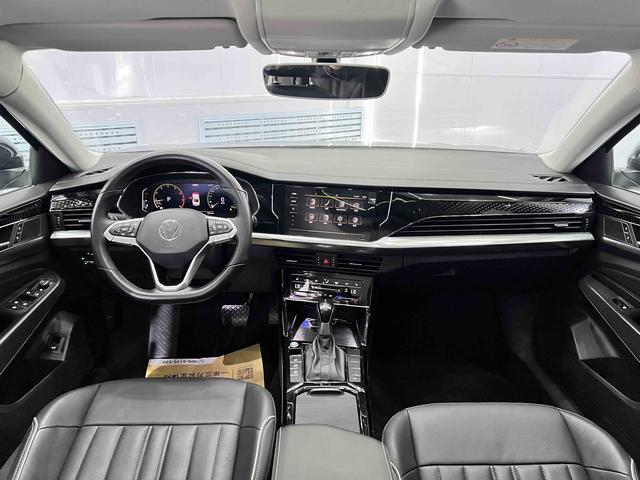 Volkswagen Passat 2022, фото 16