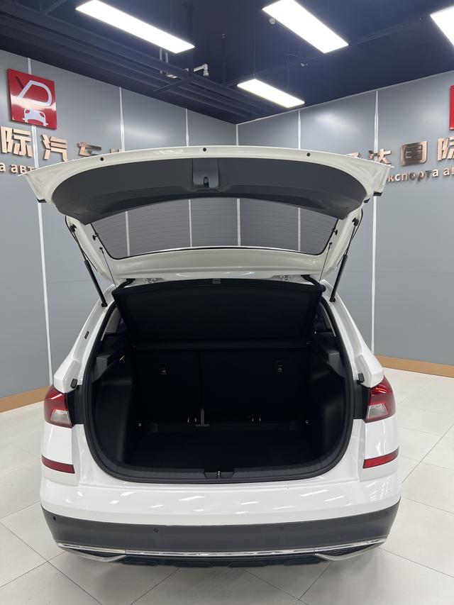 Skoda Kamiq 2022, фото 16