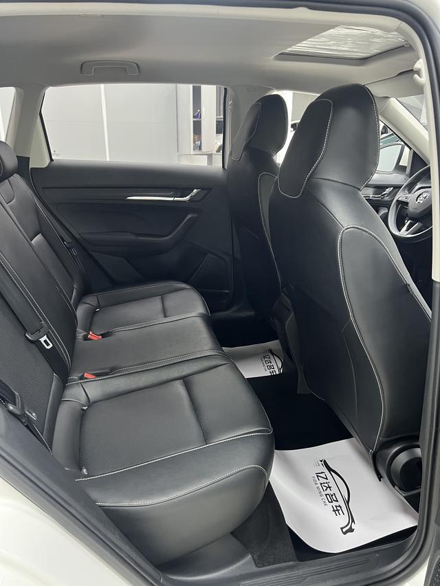 Skoda Kamiq 2022, фото 17