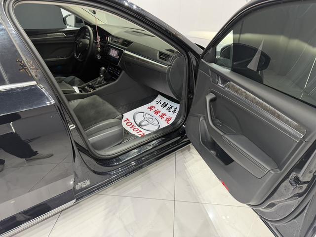 Skoda Superb 2023, фото 16