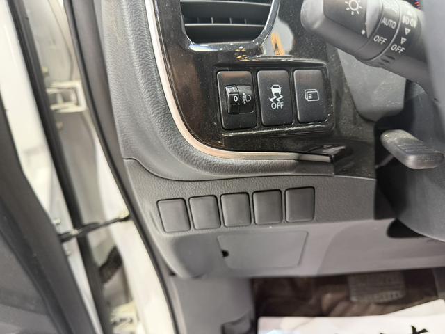 Mitsubishi Outlander 2021, фото 14