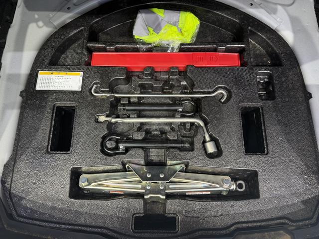 Toyota Corolla 2021, фото 17