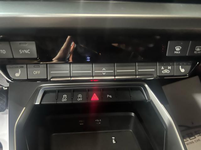 Audi A3 2022, фото 14