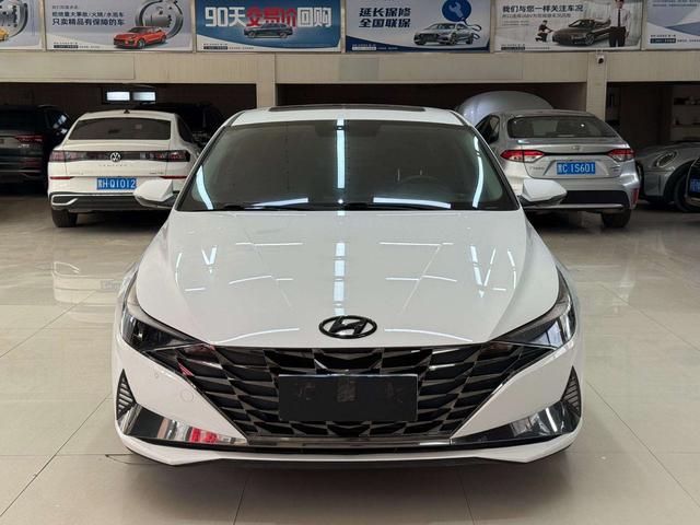 Hyundai Elantra 2022, фото 2