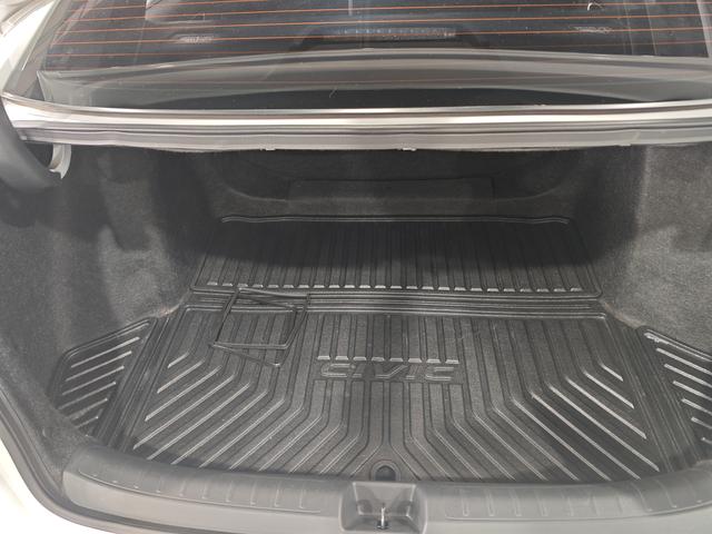 Honda Civic 2022, фото 15