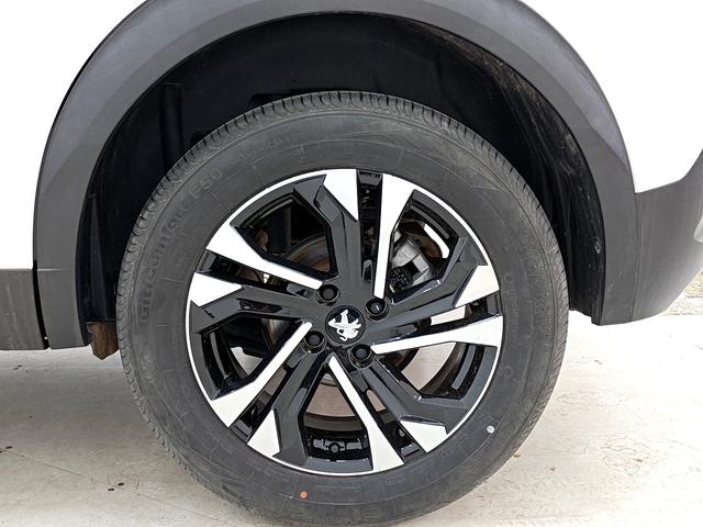 Peugeot 2008 2022, фото 16