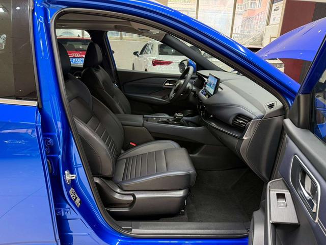 Nissan Qashqai 2023, фото 17