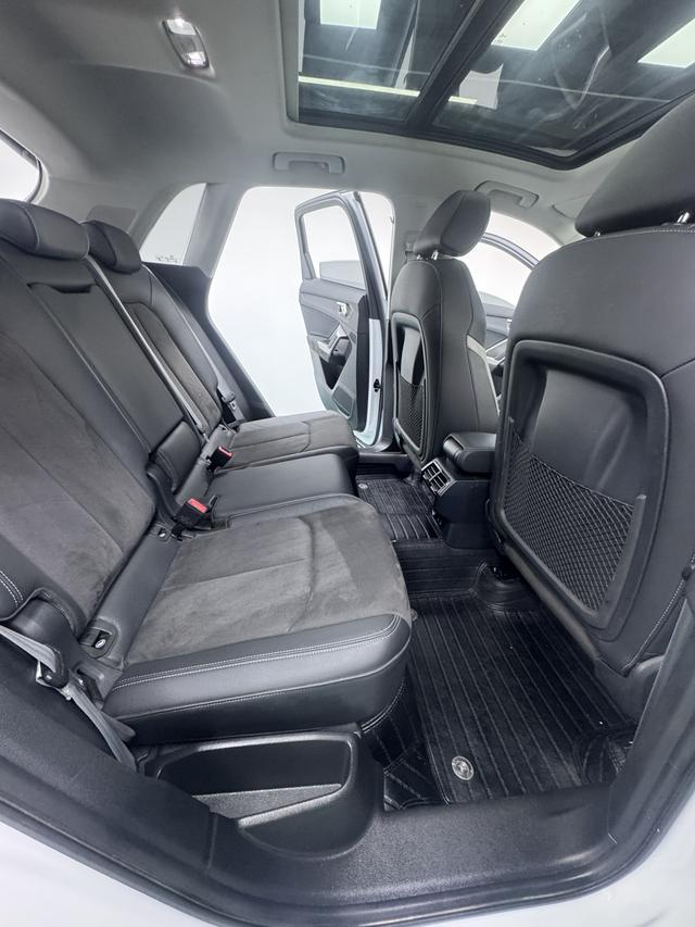 Audi Q3 2022, фото 14
