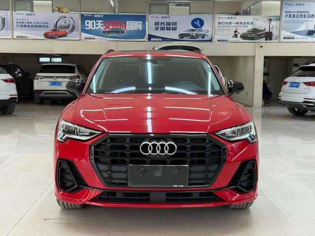 Audi Q3 2023, фото 2