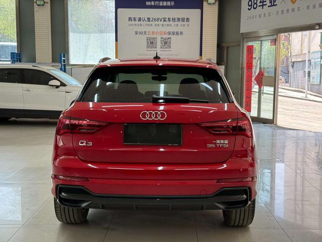 Audi Q3 2023, фото 5