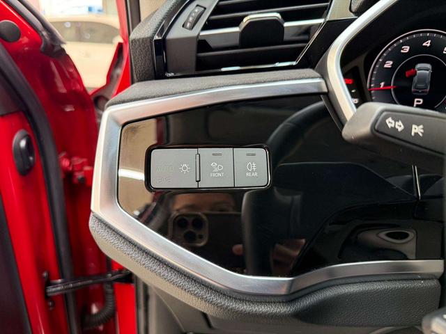 Audi Q3 2023, фото 9