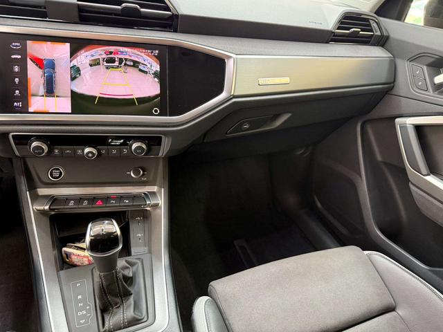 Audi Q3 2023, фото 12