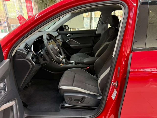 Audi Q3 2023, фото 16