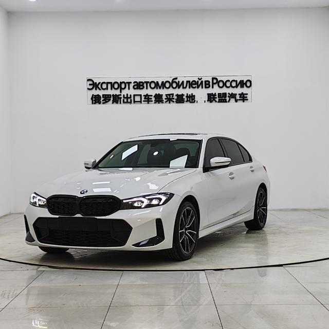 BMW 3 2023, 2 л турбо, автомат, задний, пробег 17 000 км — авто из Китая с пробегом