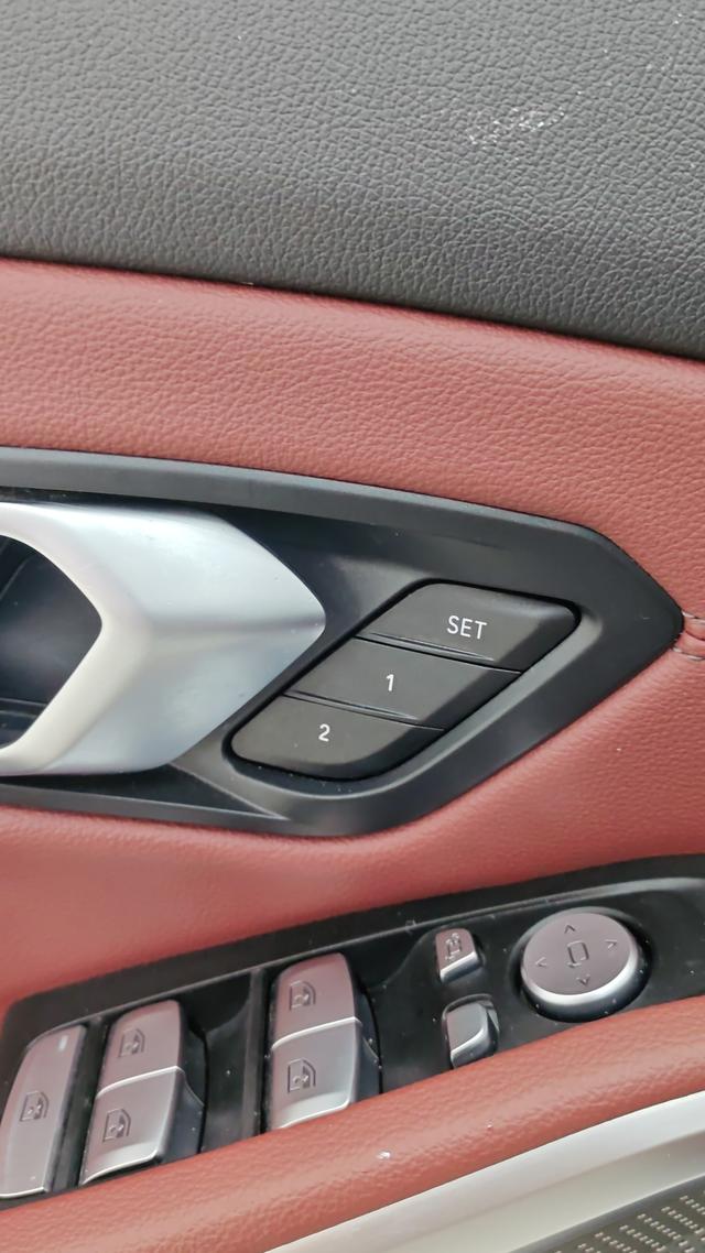 BMW 3 2023, фото 15