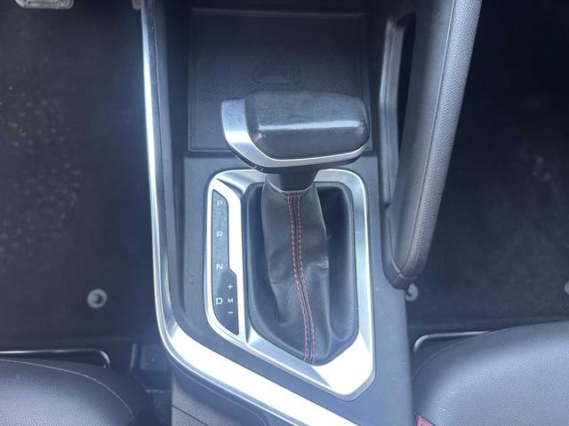 Geely Emgrand X3 2021, фото 16