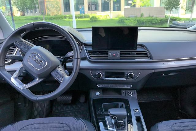 Audi Q5L 2023, фото 14