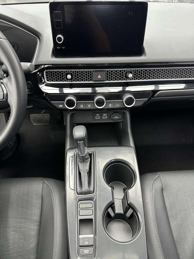 Honda Civic 2022, фото 16