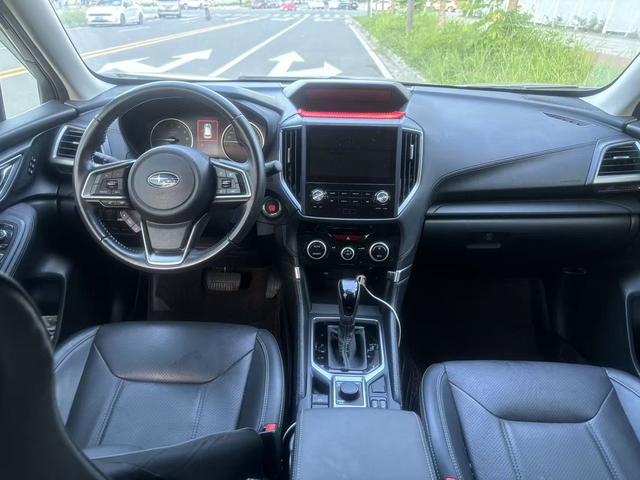 Subaru Forester 2021, фото 9